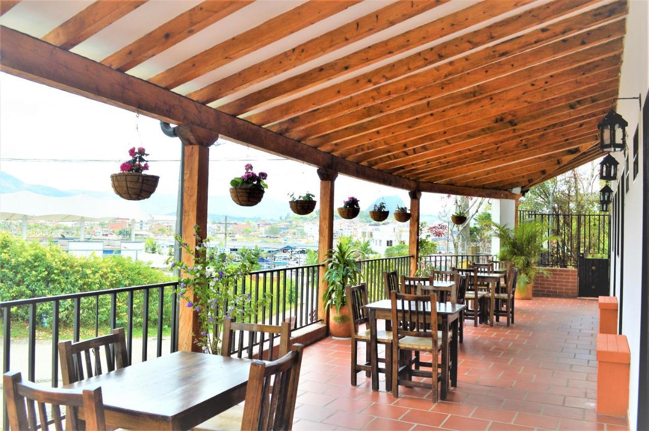 Balcones De La Casona Hotel Guatapé Buitenkant foto